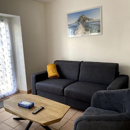 Gite La Mouette De 4 Personnes Pontorson Exteriör bild